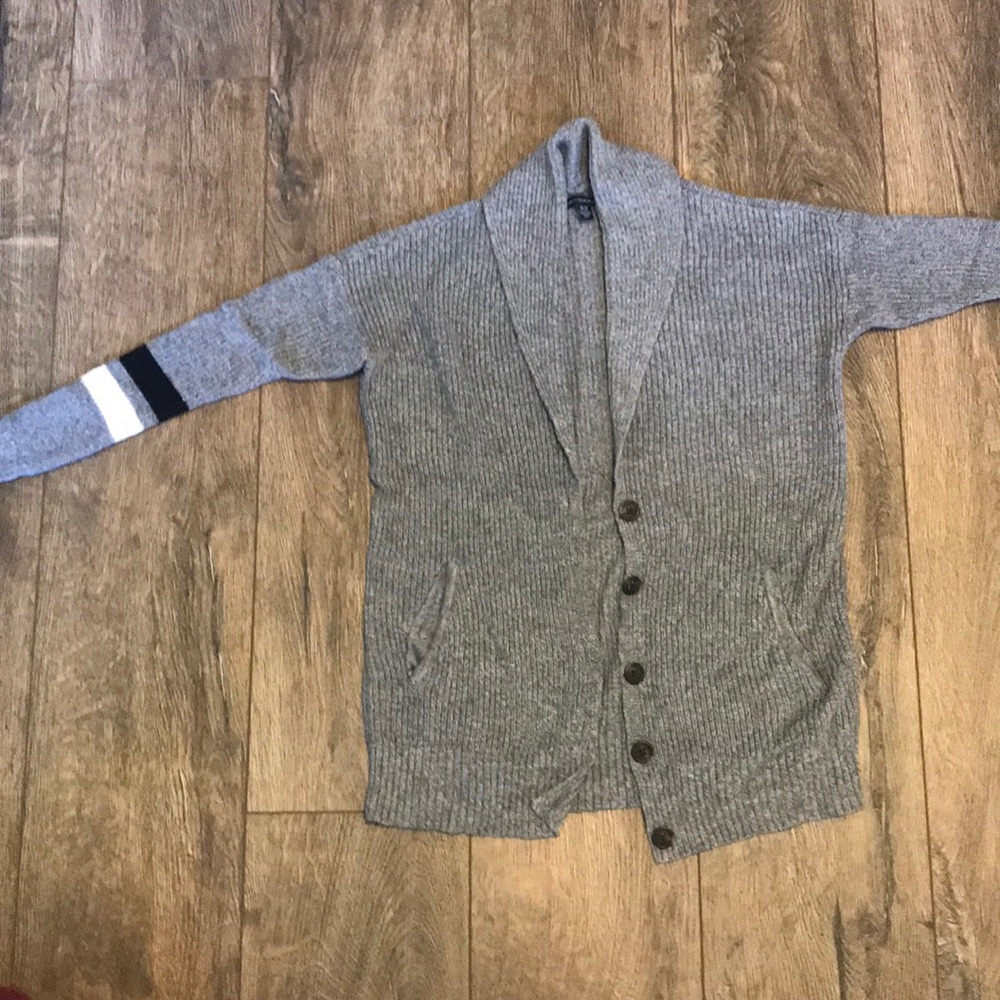 American Eagle cardigan